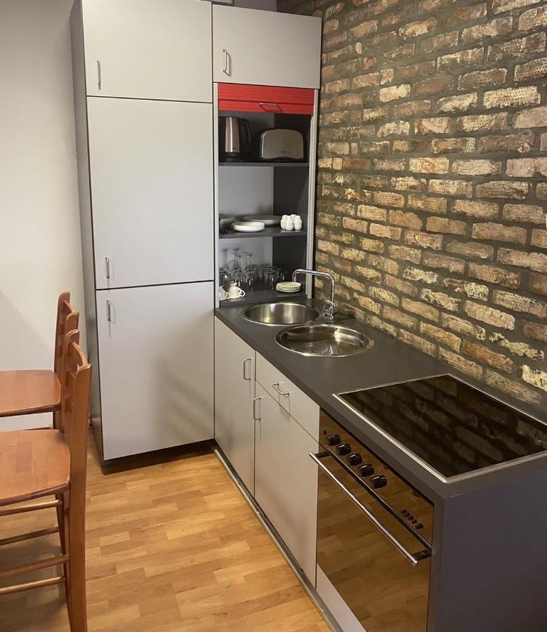 Twin Studio Apartments Zemun Belgrade Exterior photo