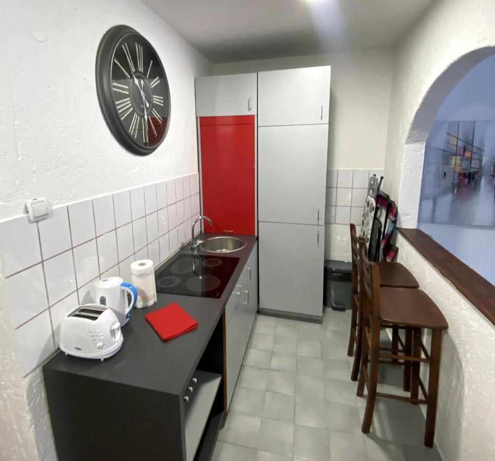 Twin Studio Apartments Zemun Belgrade Exterior photo